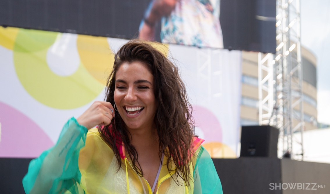 Rafaëlle Roy révèle l'identité de son nouvel amoureux - Showbizz.net