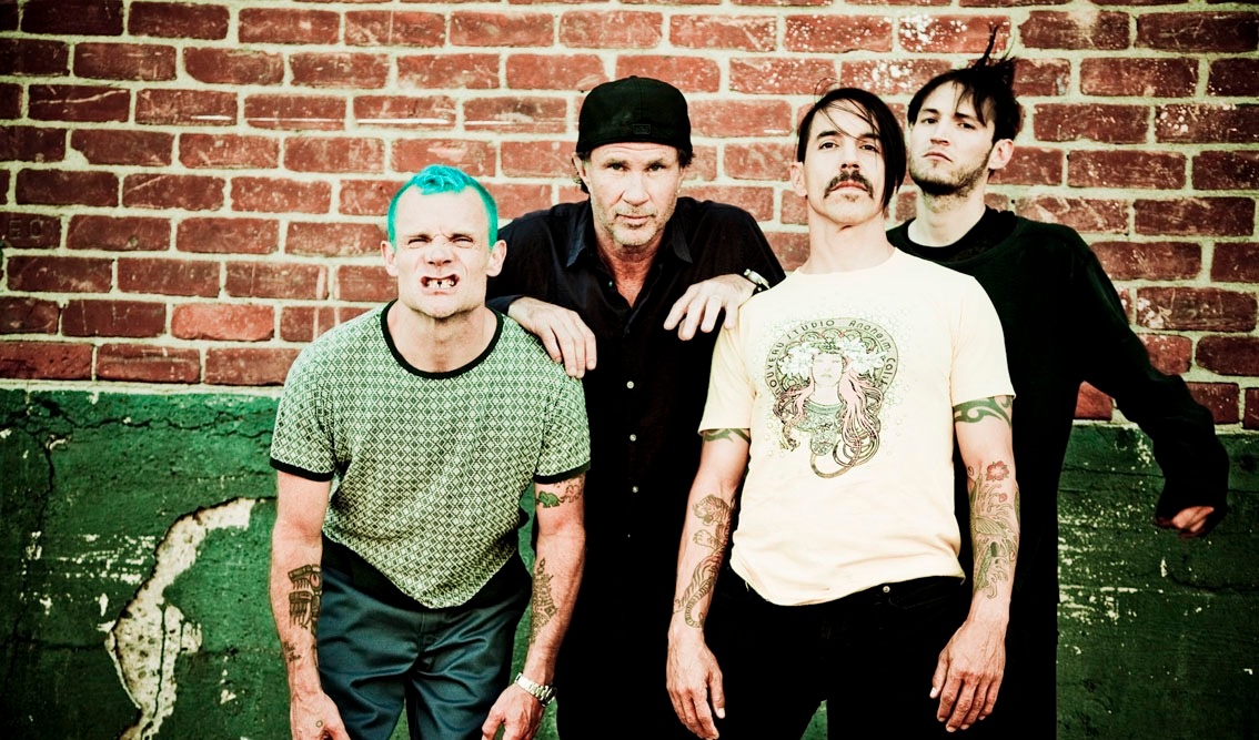 Le chanteur des Red Hot Chili Peppers hospitalisé